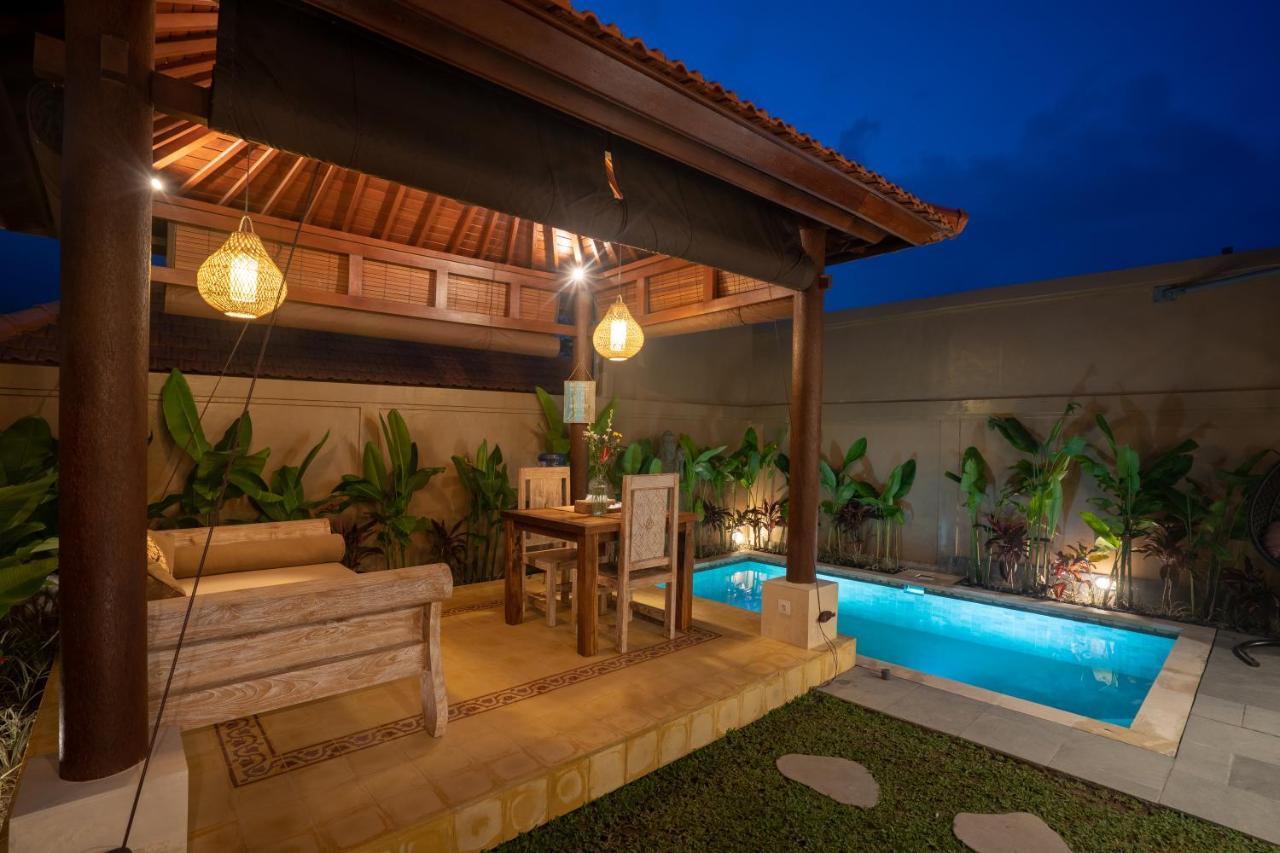 Tunjung Putih Villa Ubud Exterior foto