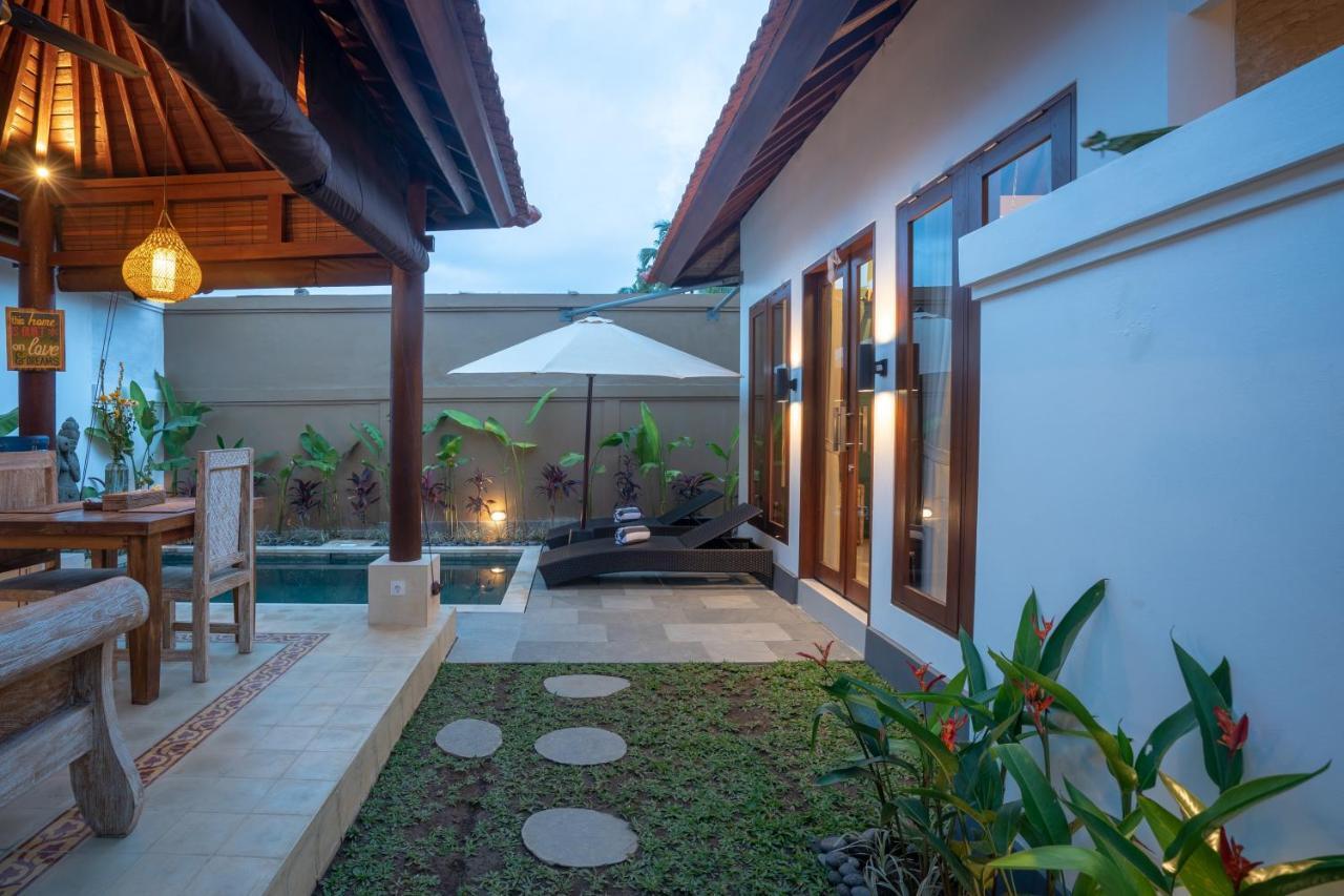 Tunjung Putih Villa Ubud Exterior foto